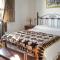 Lovely Home In Villanueva De La Conc