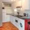 Stunning Apartment In Pignan With Kitchen - Pignan