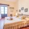 5 Bedroom Gorgeous Home In La Campana, Sevilla - La Campana