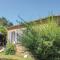 Nice Home In Maubec With 3 Bedrooms, Private Swimming Pool And Outdoor Swimming Pool - Maubec