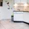 Gorgeous Home In Badefols Dans - Teillots