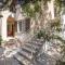 5 Bedroom Awesome Home In Povile