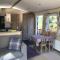 Riverbank Lodge