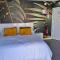 LEVANTE SUITES