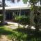 บ้านในสวนรีสอร์ทBannnaisuan Resort - 班武里府