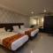 Silver Suite