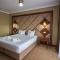 HOTEL ADRIANO