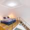 Il Vefio by Tizzano House