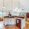 Knickerbocker Lake Retreat