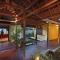 Istana Semer - Balinese Style Private Event Villa, with Large Pool, Gardens and Cook - Near to Canggu & Seminyak