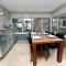 Harrogate Holiday Apartments - Courtyard Mews - Garden