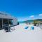 Ocean Dreams On Airlie 2 Bedroom