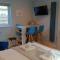 Stylish coastal retreat in St Ives with parking