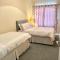 Seven Oaks B&B