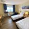 Hotel Am Wiesenweg l 24h check-in - Hausen