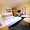 Hotel Am Wiesenweg l 24h check-in - Hausen