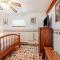 272 Dundee Road
