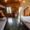 Jungle Boss Travel Lodge