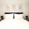 Eantos Studios and Suites
