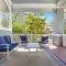 Express Rooms Close to City Amenities