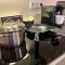 Studio Stevie Nicks I Workplace I 24in Screen I Kitchen I PS4