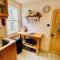 The Garden Cottage - Elevated position, wonderful views over Dartmouth, beautiful garden