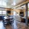 Modern Mountain Getaway with Mtn View and Game Room - Sevierville