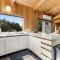 Greencroft Modern - Sea Ranch