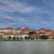 Diamond Westlake Suites