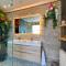 Hambrook House Canterbury - NEW luxury guest house with ESPA Spa complex - Canterbury