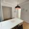 101- Lindo Apartamento Amplo e decorado, 2 quartos, sala, cozinha completa, mobiliario moderno, lavanderia , Excelente localização no bairro Bigorrilho