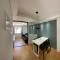 101- Lindo Apartamento Amplo e decorado, 2 quartos, sala, cozinha completa, mobiliario moderno, lavanderia , Excelente localização no bairro Bigorrilho