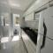 101- Lindo Apartamento Amplo e decorado, 2 quartos, sala, cozinha completa, mobiliario moderno, lavanderia , Excelente localização no bairro Bigorrilho