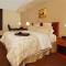 Plaza Inn & Suites