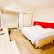 Spring Art Hotel