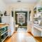 Beautiful Art Bungalow