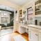 Beautiful Art Bungalow