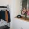 The Old Scullery, Cosy Stylish Apartment for two on Harrogates Iconic Stray