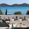 Beachfront luxury villa with Stunning views 2bedroom WiFi