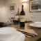 The Old Scullery, Cosy Stylish Apartment for two on Harrogates Iconic Stray
