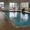 Days Inn & Suites by Wyndham Sutton Flatwoods