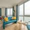 Sea view apartment in S...
