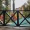 The Annex at 64 : Cozy, rustic cottage/treehouse