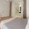 Chambre privée indépendante dans une maison