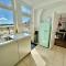 Domburghome 140 m2 groot appartement -midden in het centrum- Private parking