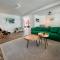 Domburghome 140 m2 groot appartement -midden in het centrum- Private parking