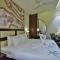 Hotel BR Grand With Nimo Club Amritsar -5 Mint From Golden Temple