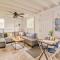 NEW - Pineapple Loft - Entire House Downtown Hilo with AC - هيلو