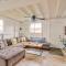 NEW - Pineapple Loft - Entire House Downtown Hilo with AC - هيلو