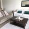 Life on Water- Princes Wharf apartment with fabulous views